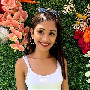 Meet your Posher, Aanya